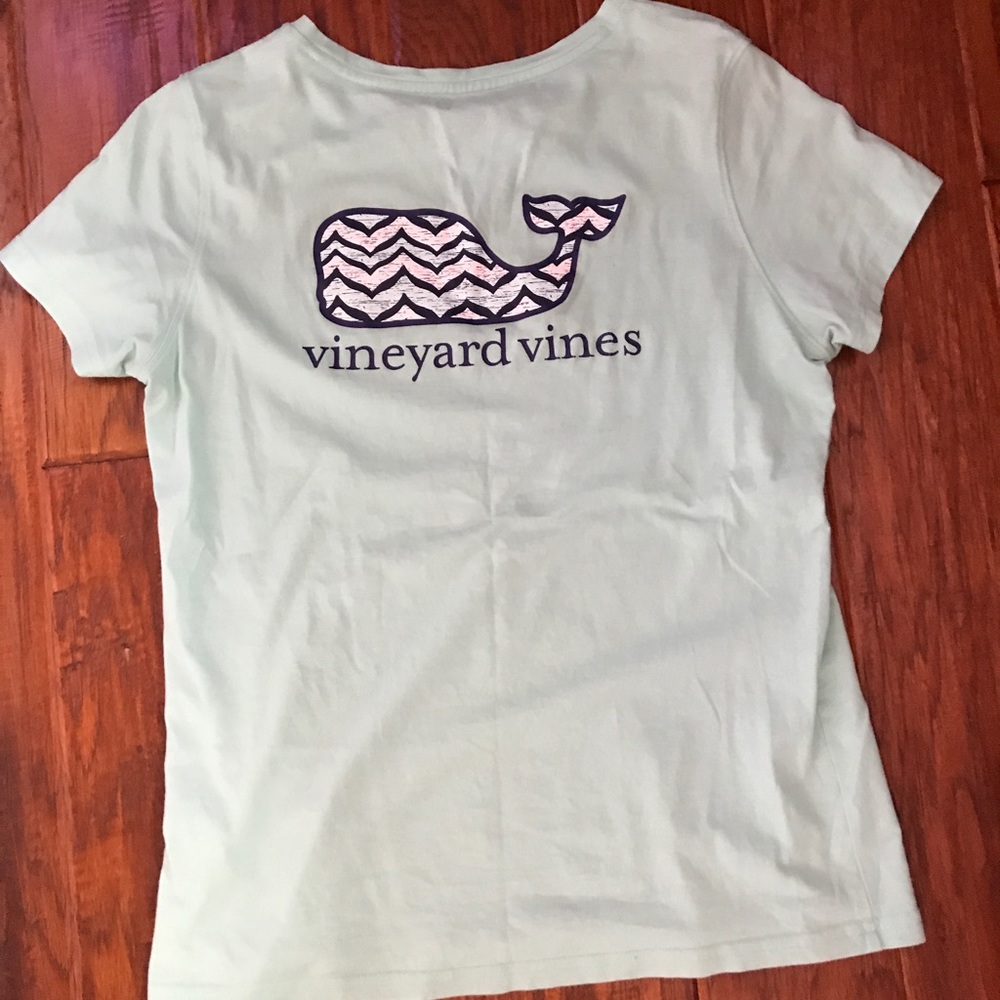 Vineyard Vines Logo T-shirt Teal with Navy Lettering and Whale on Back. Size S.